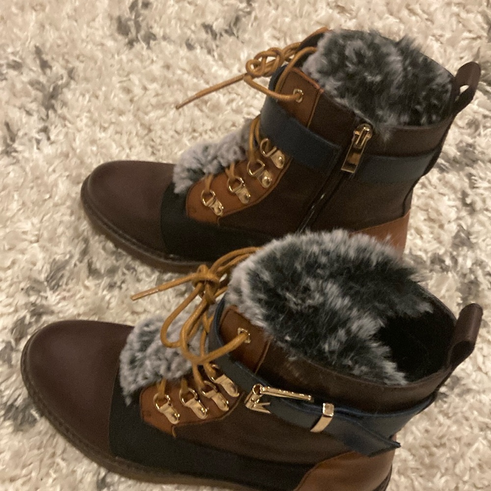 Patrizia Hilvia Boots Women’s 9.5 (40EU)